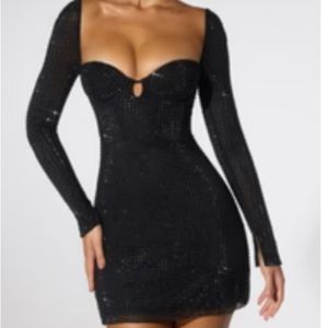 Vestido negro oh Polly